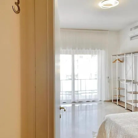 - Moro 10 Guest house *