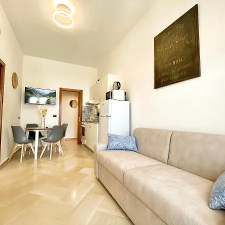 - Moro 10 Guest house *