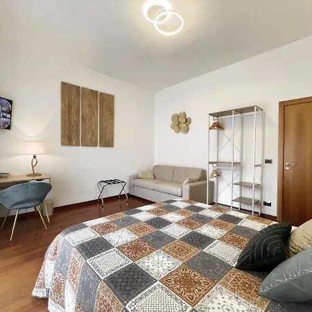 - Moro 10 Guest house *